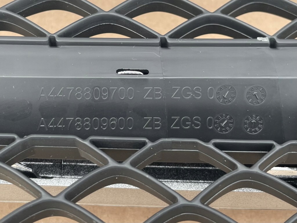 фото №8, Mercedes v-klasa a447 решітка радіатора решітка радіатора