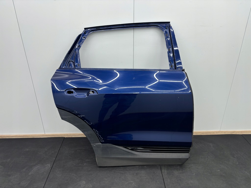 Купити Audi e-tron etron 4k двері праве задній задні