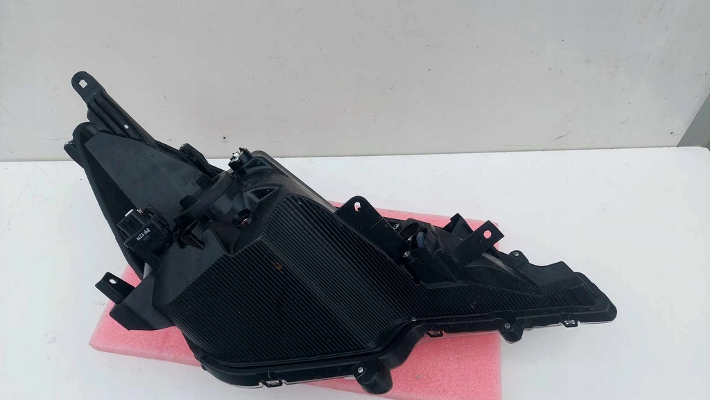 фото №10, Mitsubishi space star lift 19- лампа левая перед передняя 1992