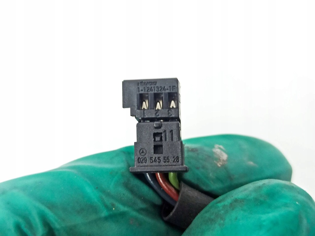 фото №12, Mercedes-benz cls c219 2005 панелі керування, перемикачі