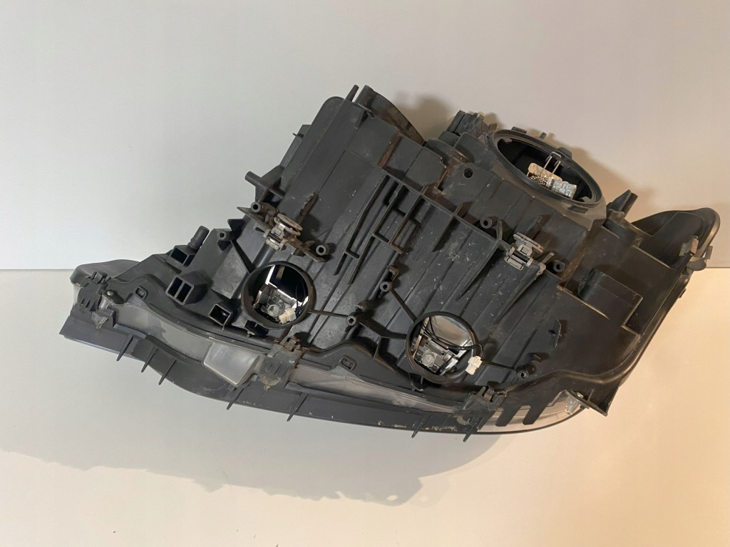 Bmw f30 лампа правая передняя bi ксенон некорректируемый euro оригинальный 7259526 Оригинал