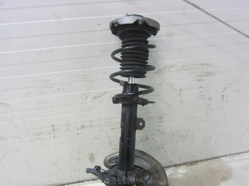 фото №10, Bmw x1 f48 поворотный кулак правая перед амортизатор рычаг 6886754 31216876646