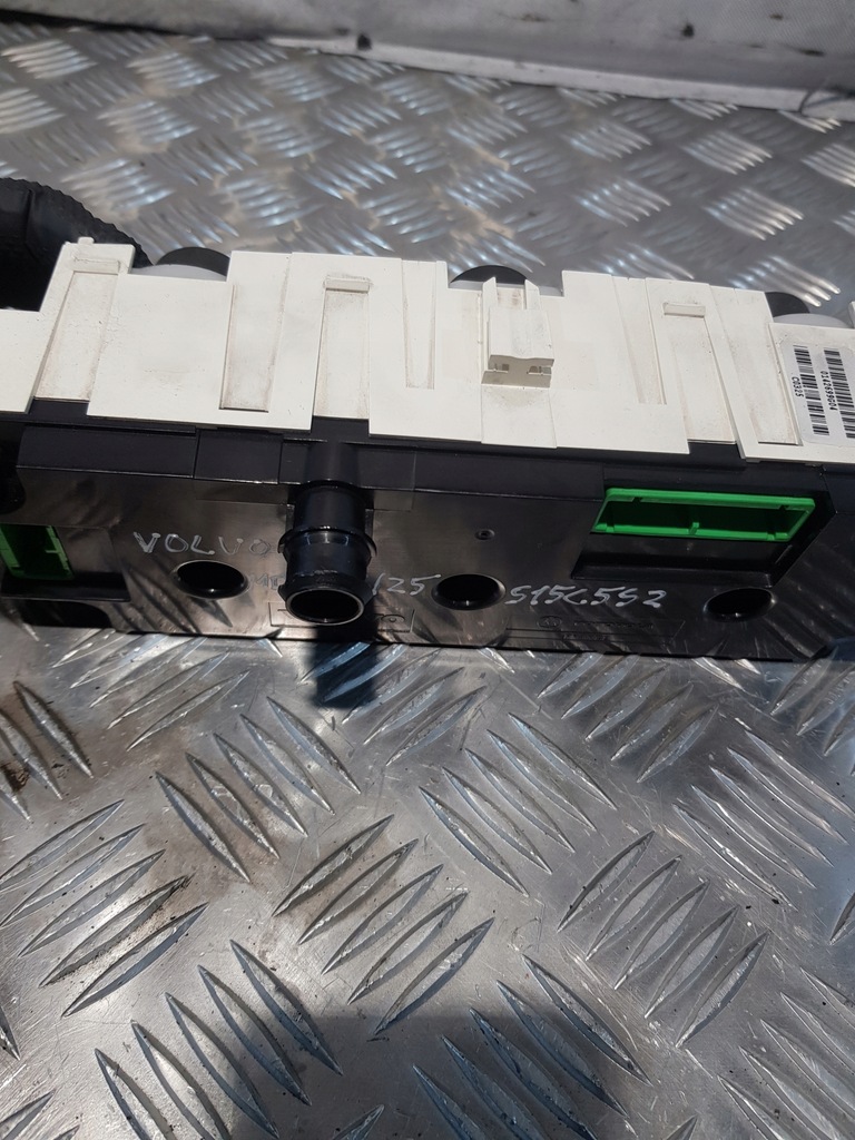 фото №10, Volvo v40 00r- панель обдув кондиціонера 30612623