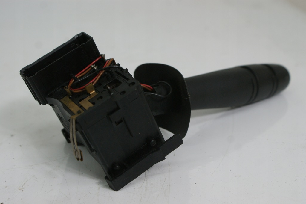 фото №9, Переключатель поворотники рычаг света renault laguna ii 8200002460