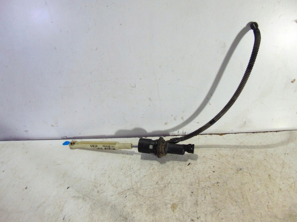 фото №1, Помпа сцепления peugeot 308 1.6 hdi 9681686880