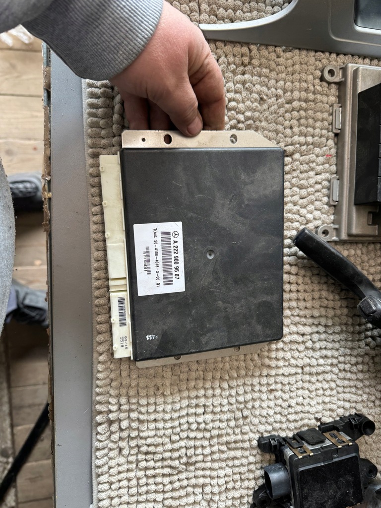 фото №6, Mercedes s klasa 222 блок управления подвеска модуль airmatic