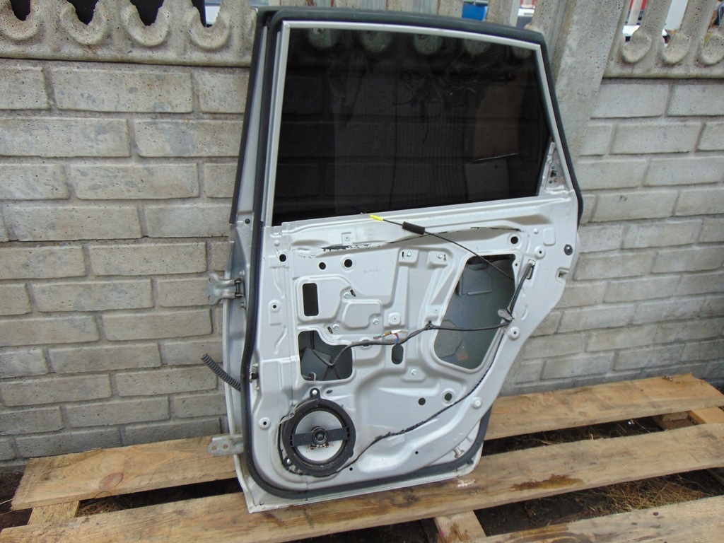 фото №13, Дверь правый задняя subaru impreza iii gh c3s