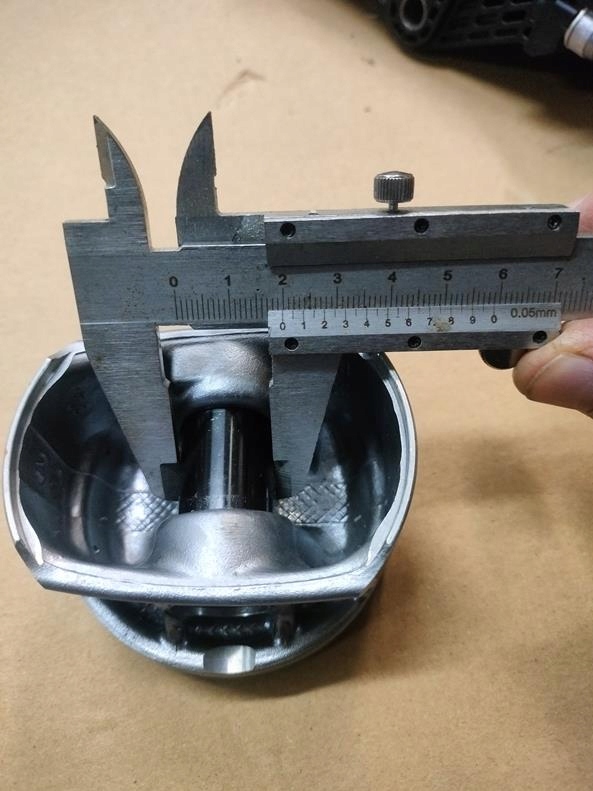 фото №13, Поршень двигателя citroen peugeot mini 1.6 vti новый оригинальный номер