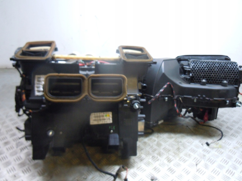 фото №7, Обігрівач комплектна mercedes w204 europa