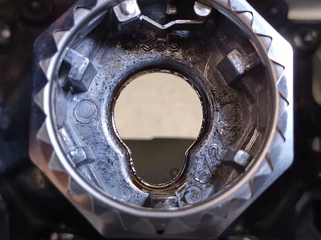 фото №12, Bmw 6 f12 f13 10-14 ліва передня лампа bi-xenon ні поворотна 7222085 eu