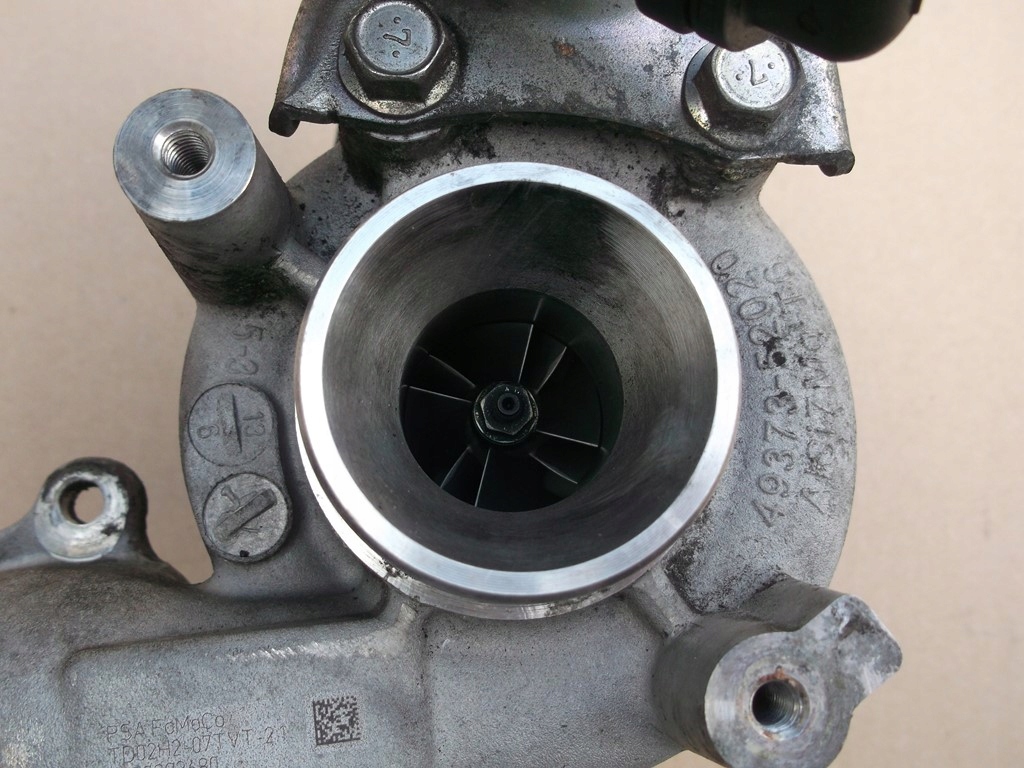 фото №4, Citroen c4 picasso ii 1,6 e-hdi турбонагнітач