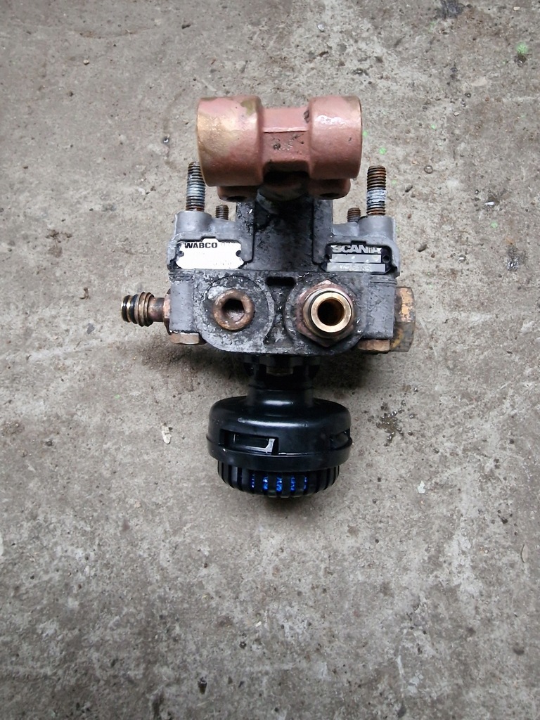 фото №10, Клапан релейный тормозной scania r 1425183