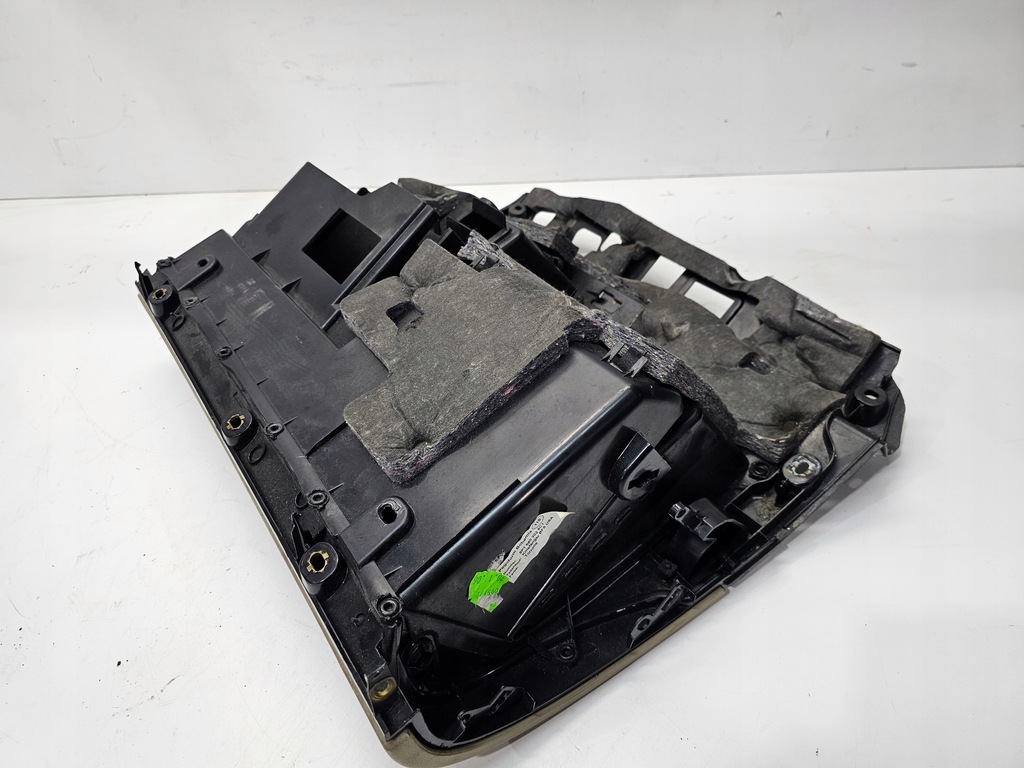 фото №8, Бардачок пассажира audi a3 8p lift 8p1857035a 8c1 кремовый