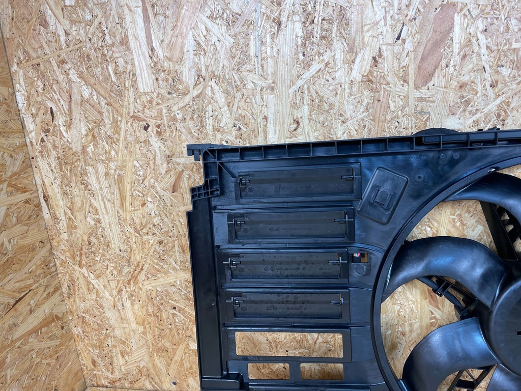 фото №7, Вентилятор радіатор корпус bmw f39 f40 f45 f48 mini f55 f56 f57 f60 864586