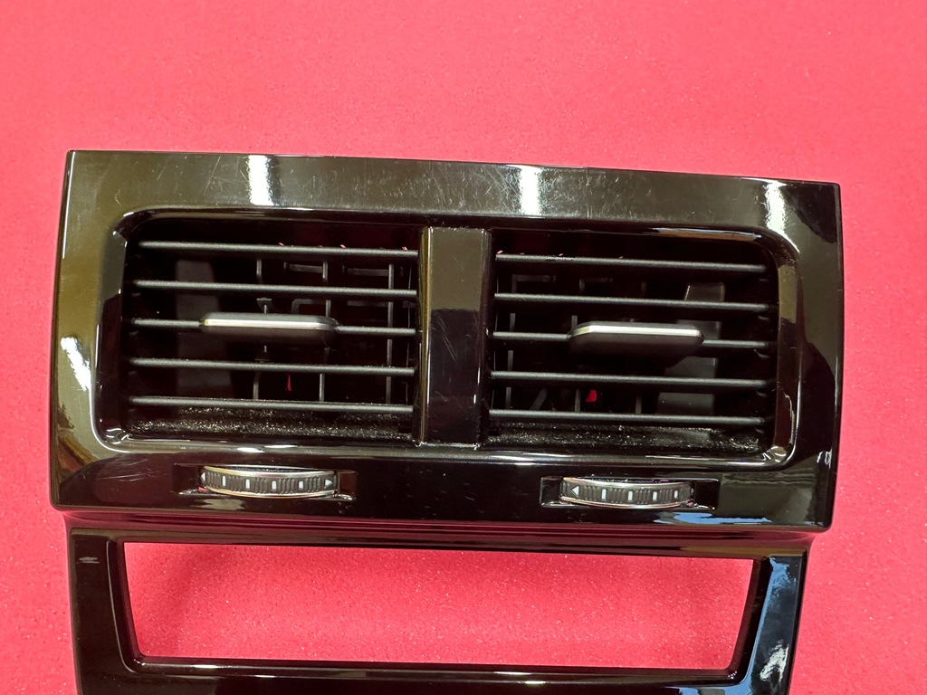 фото №5, Решітка обдув середня тунель середнього задня vw touareg iii 3 760 оригінальний номер