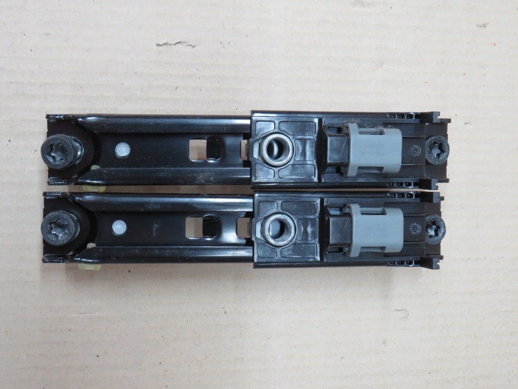 Купити Opel insignia a рестайлінг  напрямна регулювання висоти поперечина 13598893