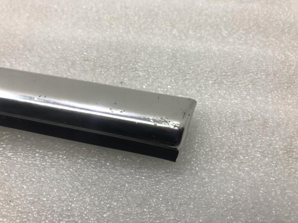 фото №8, Молдинг уплотнитель левый задняя opel astra j 13260071