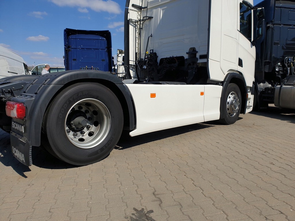 фото №7, Спойлери спойлери захист вітровики międzyosiowe надбудова scania r s