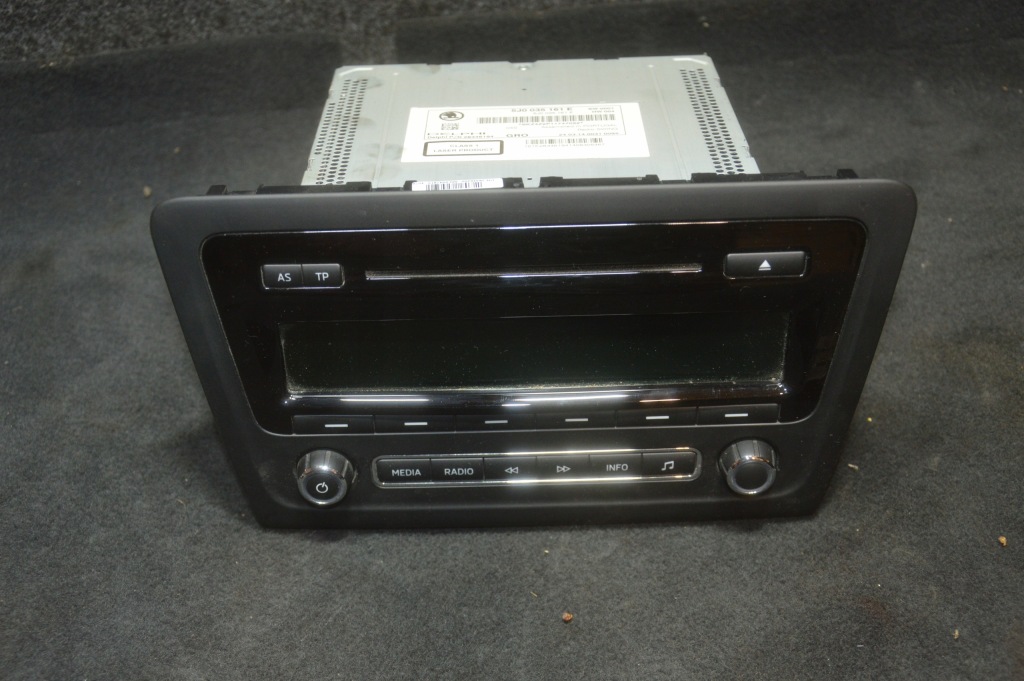 фото №1, Skoda rapid радіо 5j0035161e