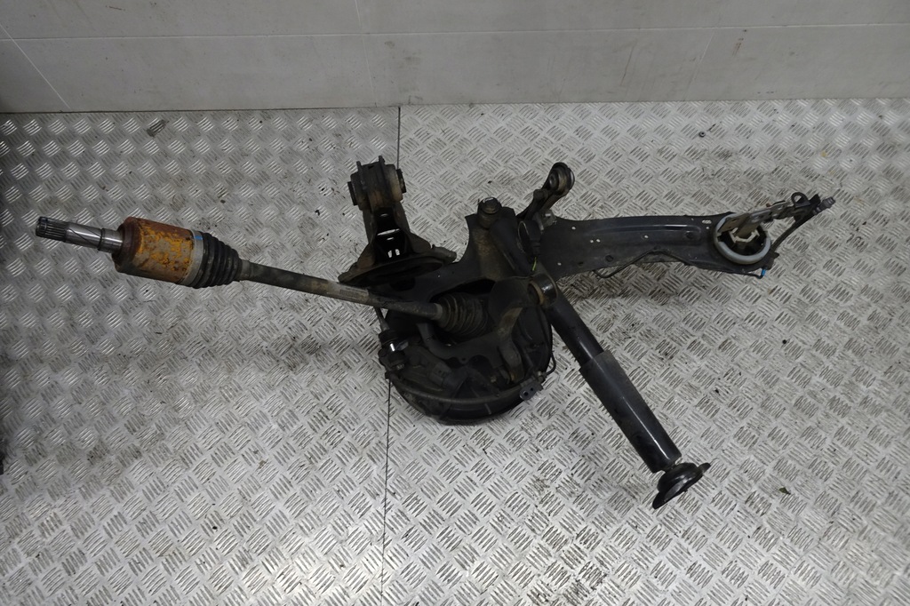 фото №8, Volvo xc60 поворотный кулак рычаг приводной вал амортизатор задняя задняя правая 2.4 d