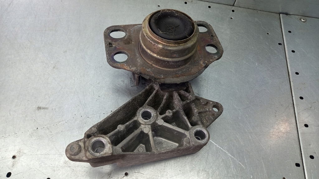 фото №1, Подушка двигуна renault thalia i 01r 1.4b sedan 7700432410