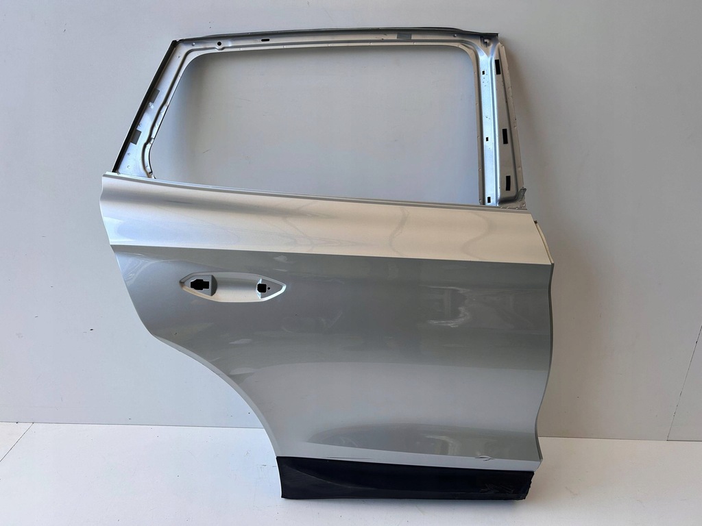 фото №1, Skoda enyaq 5la дверь правый задняя оригинал