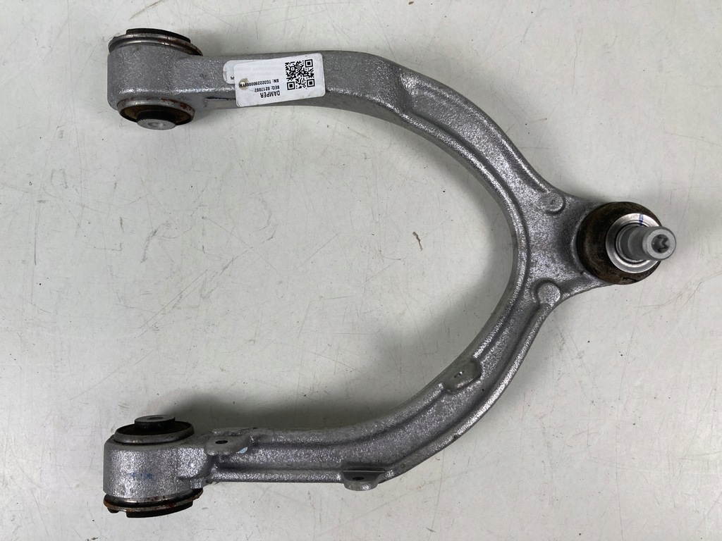 фото №1, Важіль правий передній верхній tesla model 3 y