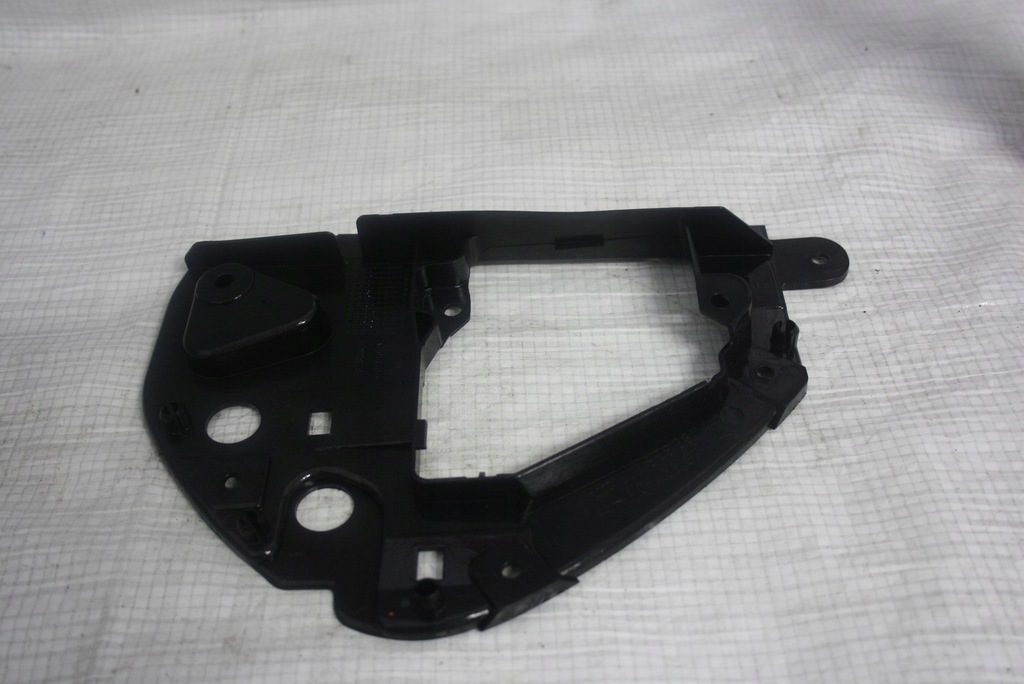 фото №12, Рамка предохранителей audi a3 8l leon 8l0858387a