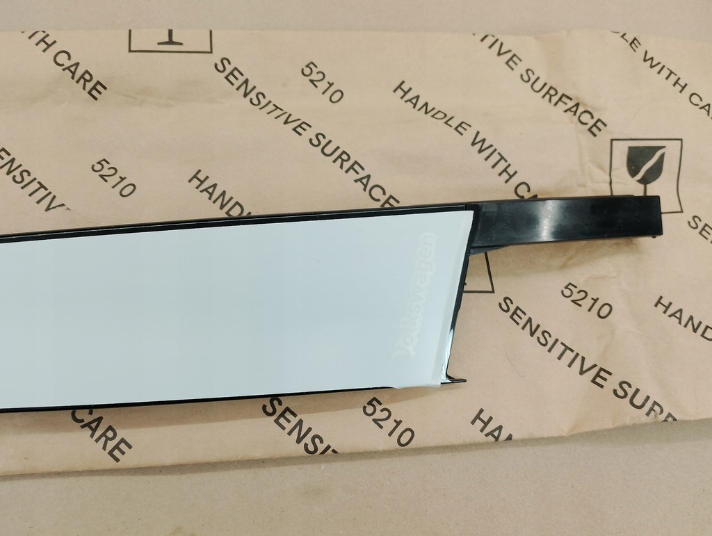 фото №5, Vw polo vi taigo молдинг вертикальная дверь na блок двигателя правый перед