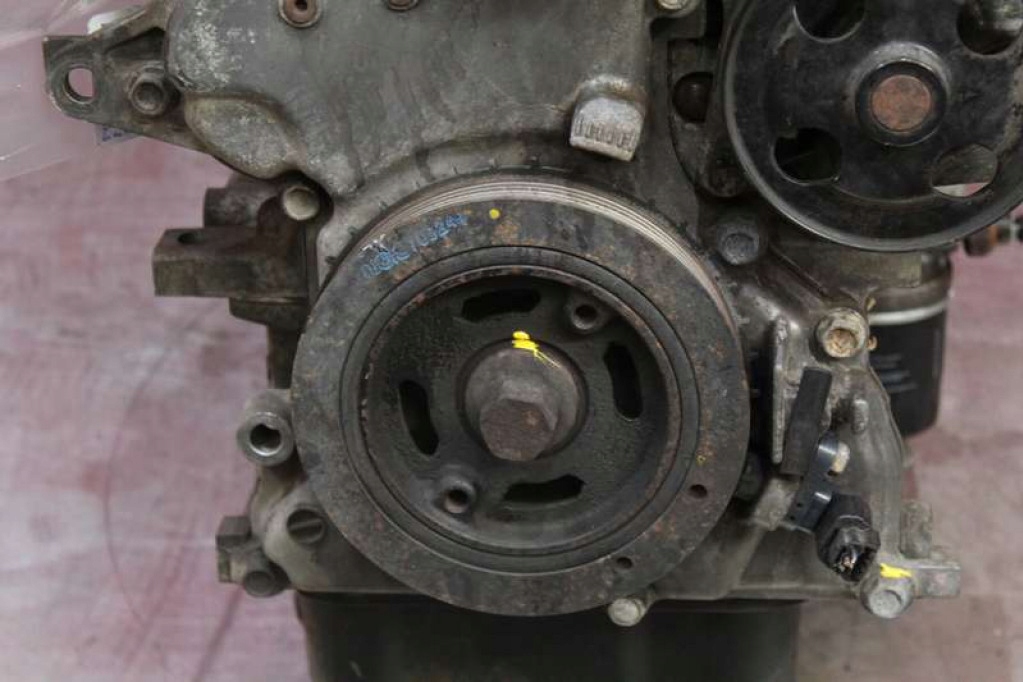 фото №7, Двигатель блок двигателя бензиновый z6 mazda 3 1 i bk 1.6 16v 105 km 06-09 сжатие