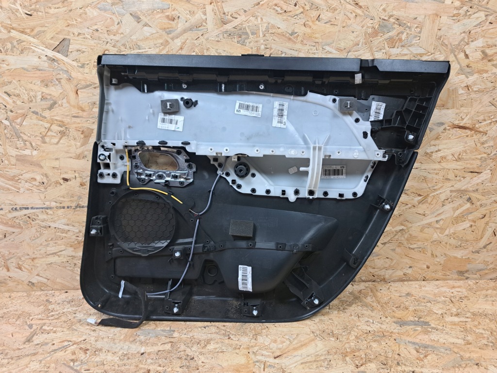 фото №6, Левый обшивка дверь задняя citroen c4 ii grand picasso