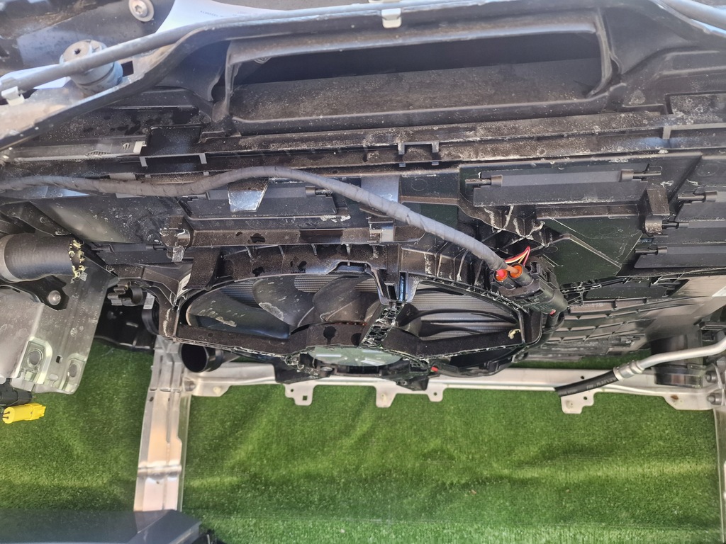 фото №7, Капот лампи pas крила бампер bmw 2 u06 c3n