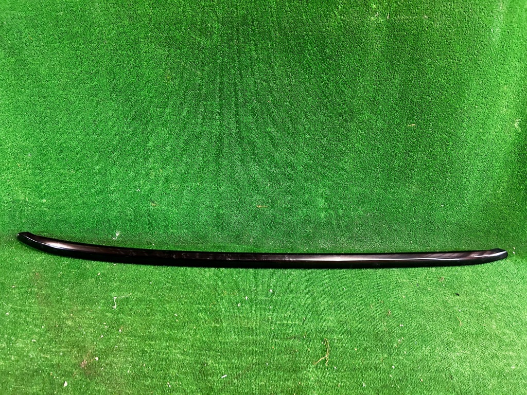 фото №1, Рейлинг крышный правый porsche macan 95b860026a