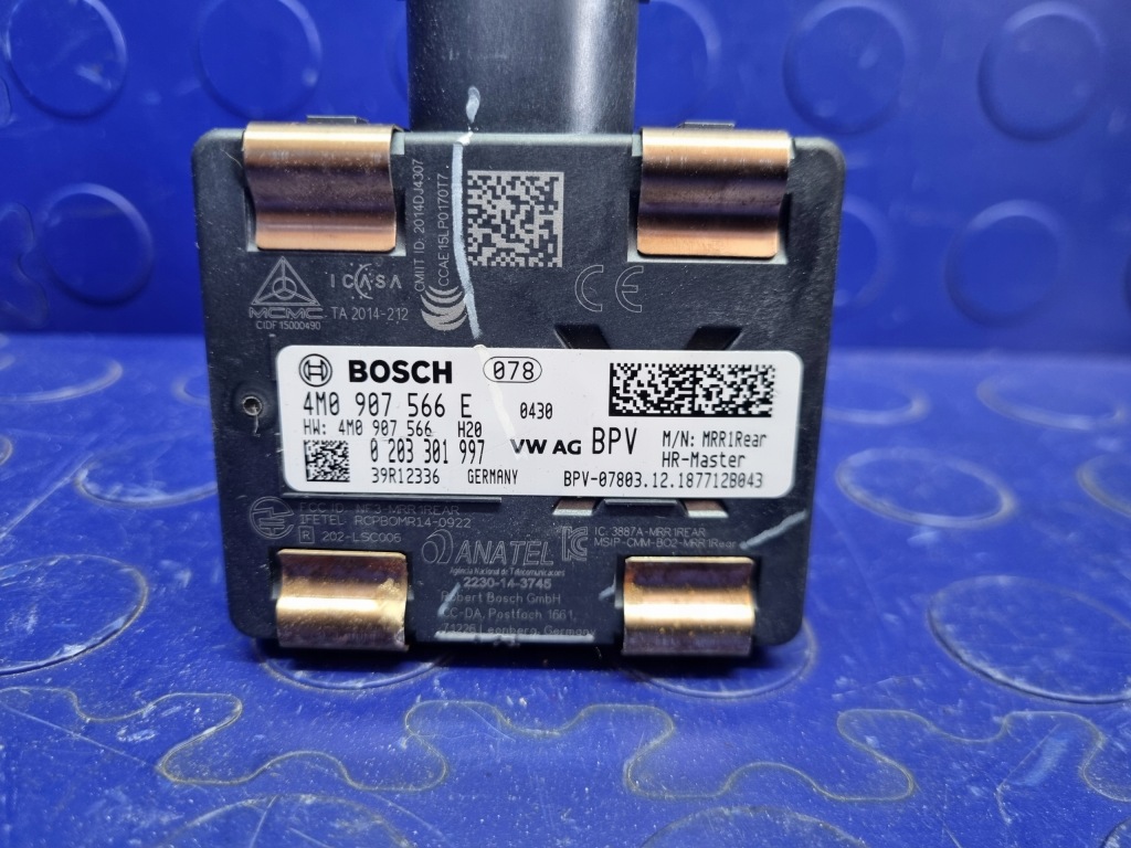 Радар датчик distronic правый  задняя  audi a5 f5 a4 b9 oem 4m0907566e Киев