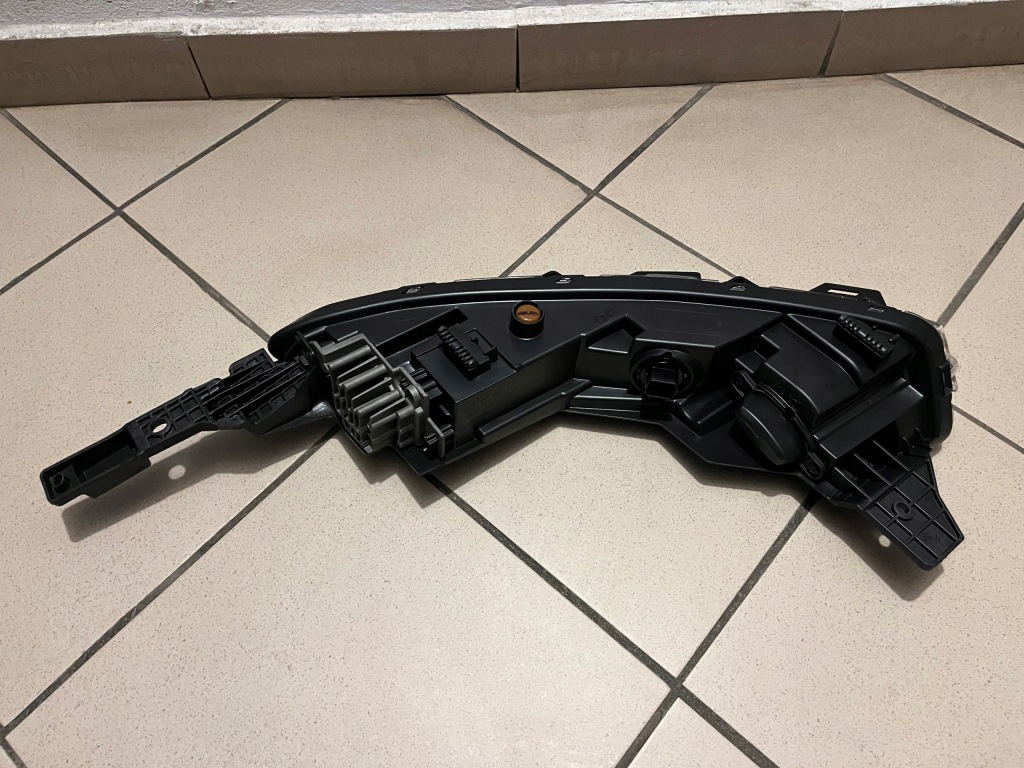 фото №13, Hyundai bayon full led лампа перед правая led drl