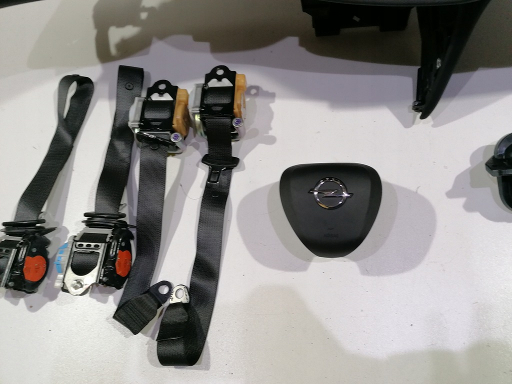 фото №5, Opel insignia b панель приладів консоль подушка безпеки подушки безпеки ремені