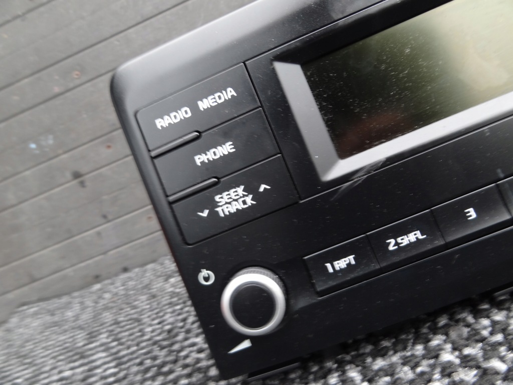 фото №2, Kia rio iv v 2017- радио bluetooth оригинал