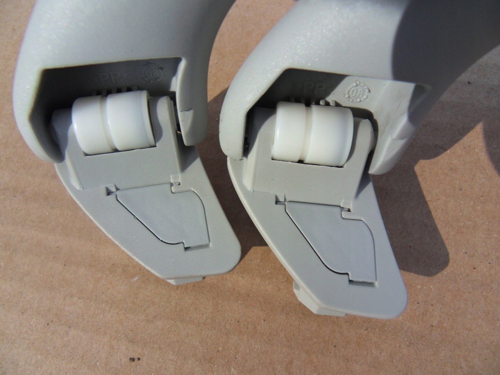 фото №12, Ручка кронштейн потолочный vw golf v plus комплект