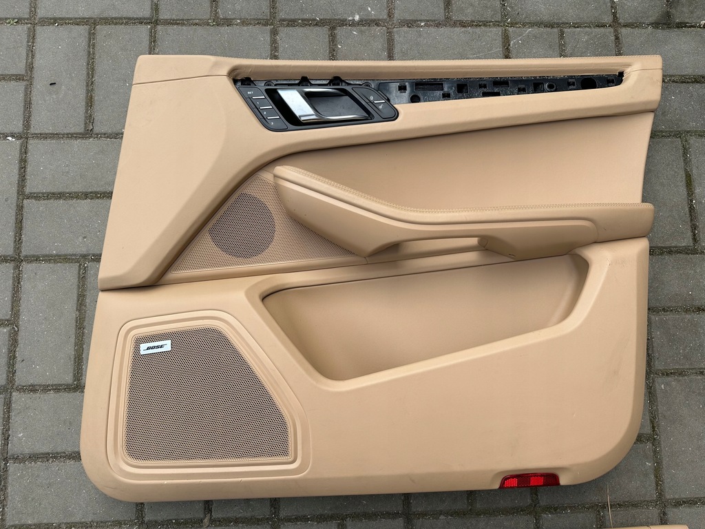 фото №7, Porsche macan сиденья кожа вентилируемые обшивки bose обивка