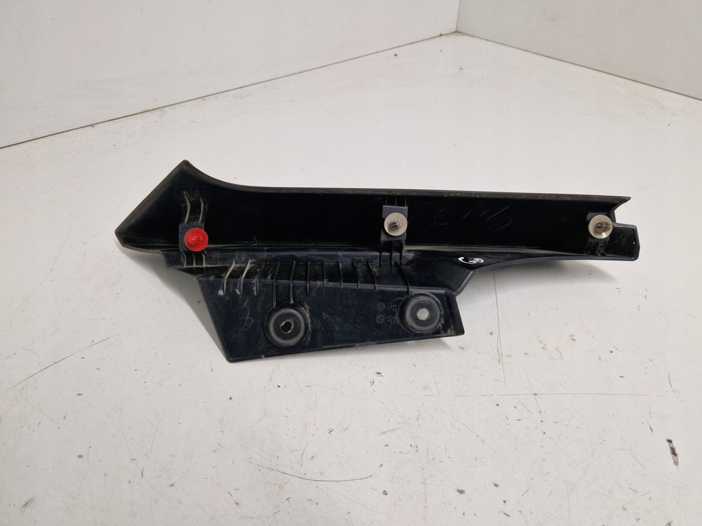 фото №9, Nissan x-trail t32 2016 задняя сторона правая молдинг pod фара задняя