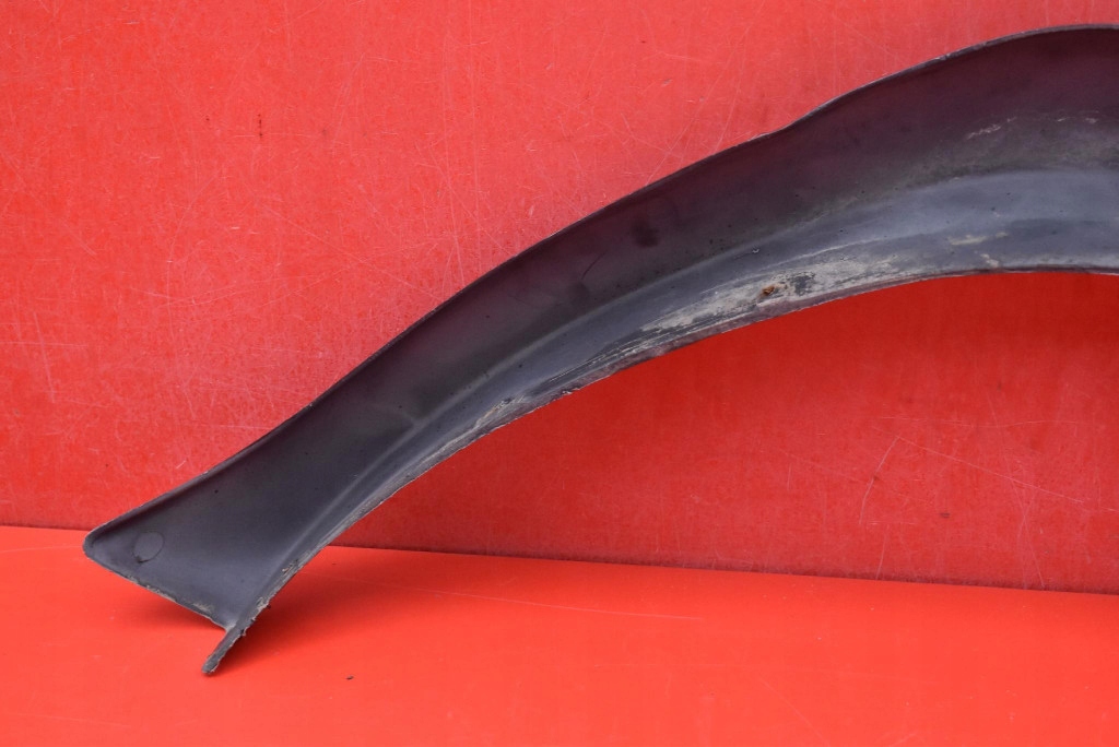 фото №6, Молдинг крыла правый задняя czarna 127955 toyota rav 4 1 i 3d 94-98