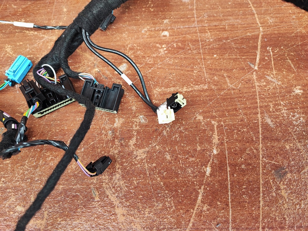 фото №9, Kuga mk2 2.0 tdci джгут панелі консолі titanium