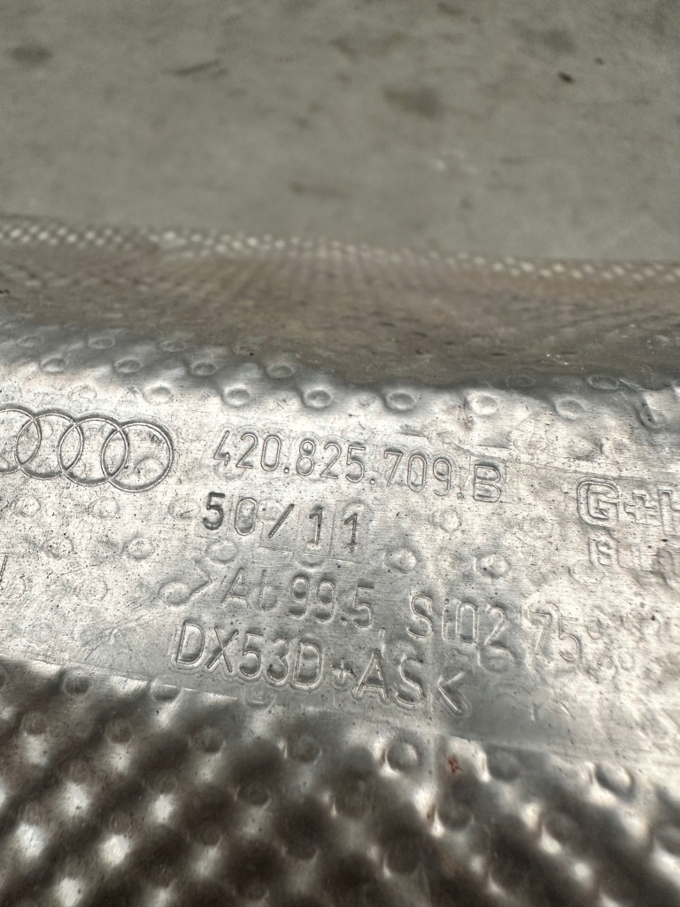 фото №3, 2012 audi r8 5.2l v10 захист теплова 420825709b....