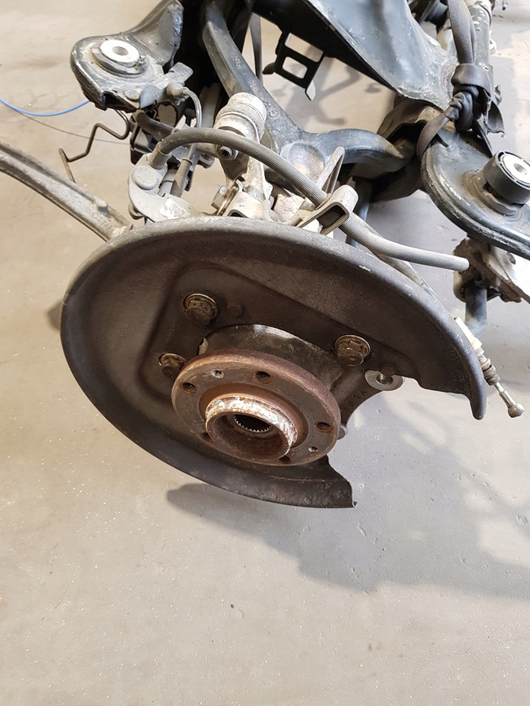 Балка підвіска задній peugeot 508 rxh hdi hybrid 4x4 Київ