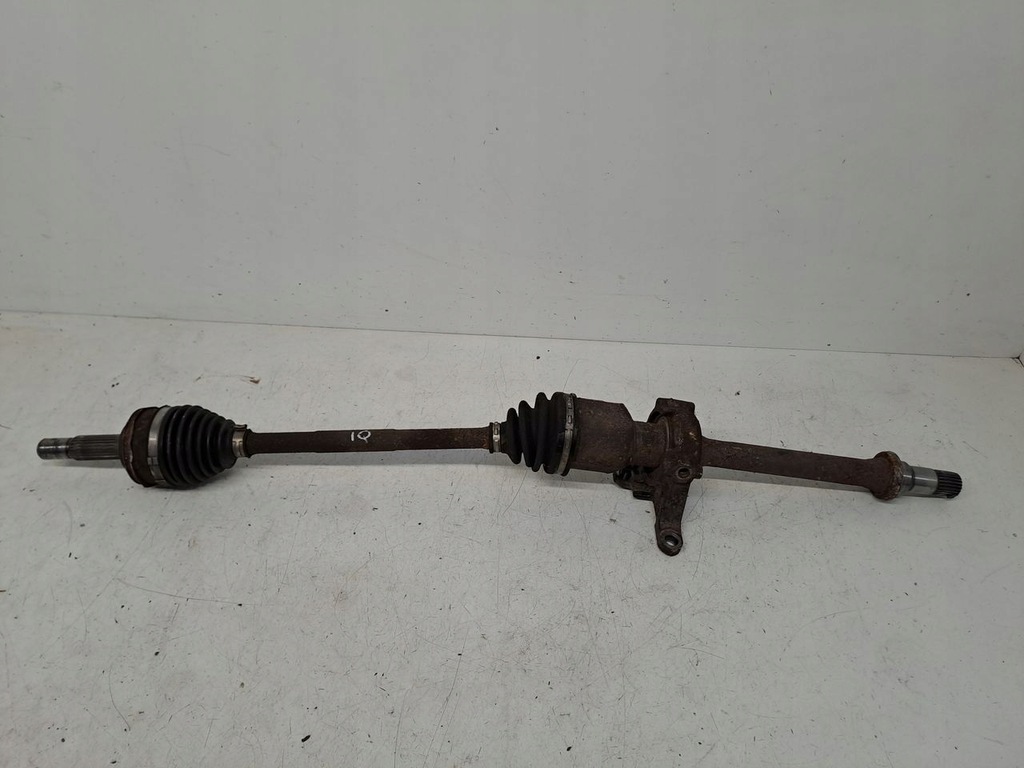 фото №1, Приводной вал длинная toyota iq 1,0