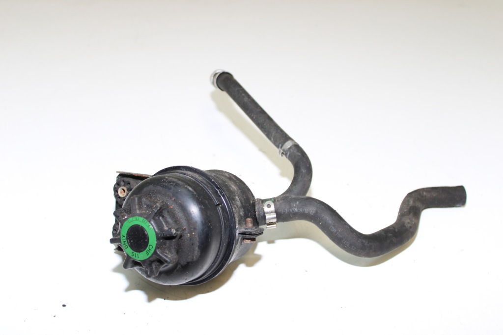Bmw e90 320d n47 бак бачок підсилювача шланг 6796345 Зі Шроту