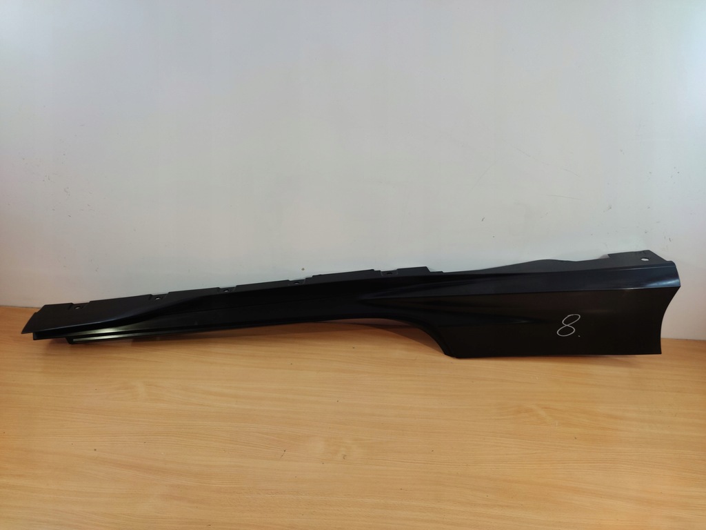 фото №2, Ferrari f8 tributo superfast правий поріг накладка r