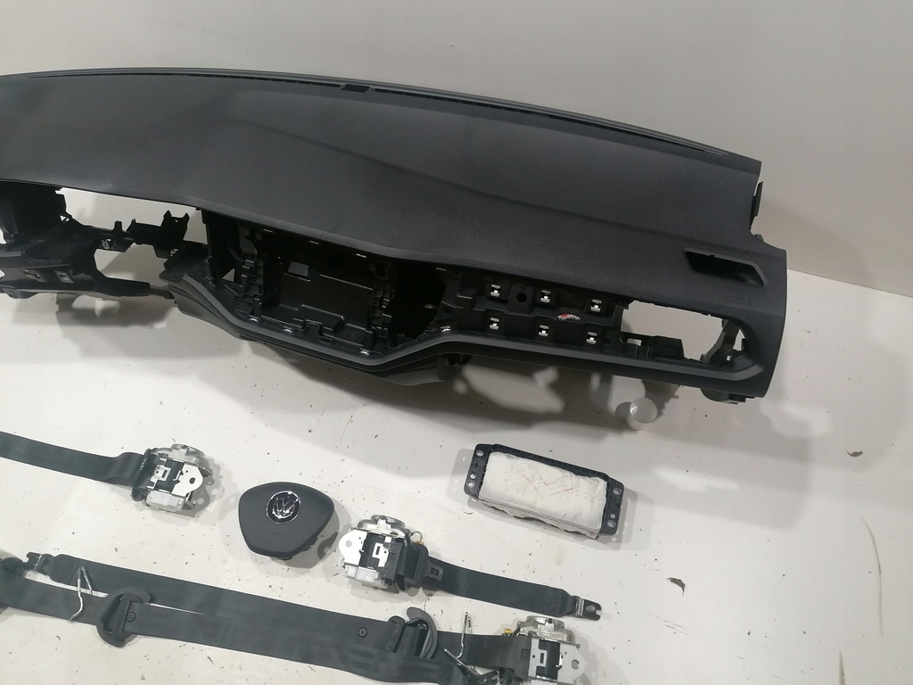 фото №5, Vw t-roc troc lift 2ga приборная панель консоль подушка безопасности ремни