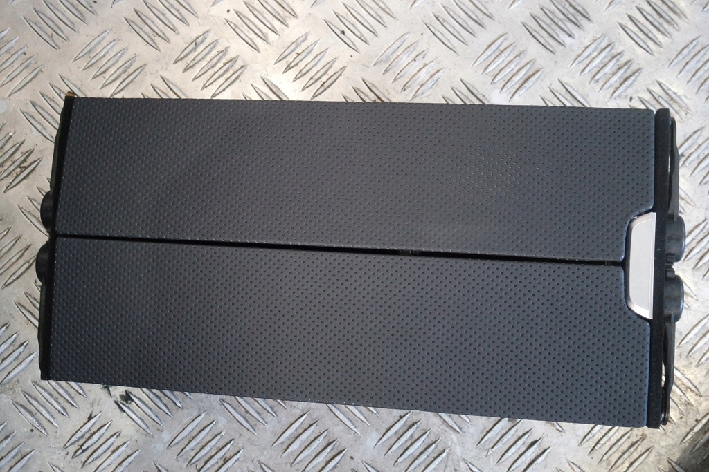 фото №11, Сиденье сиденья ferrari gtc4 lusso обшивка заднее сиденье туннель f218 1