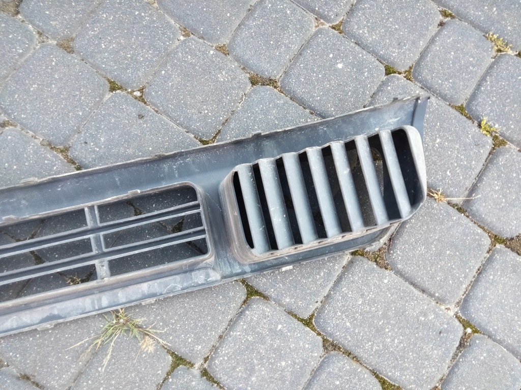 фото №6, Volkswagen оригинальный номер 7h0807719 решётка вентиляционная, бампер